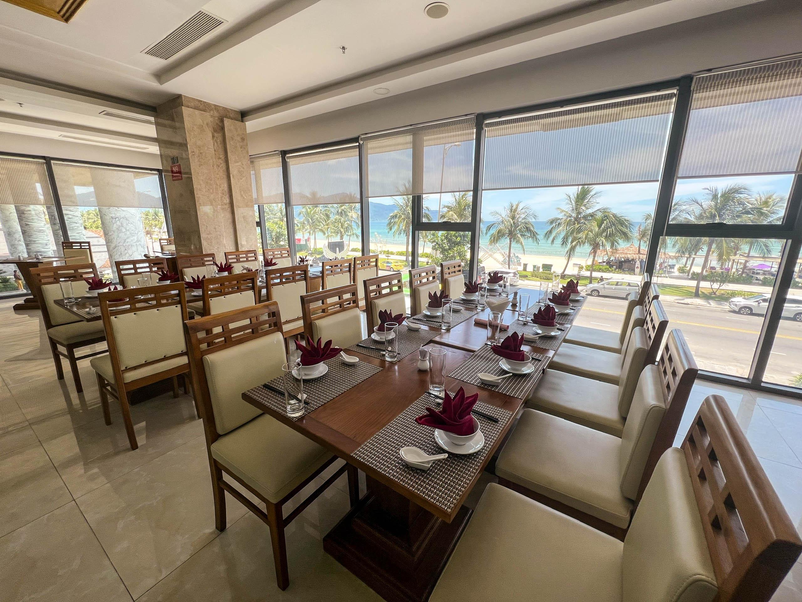 Serene Beach Hotel Danang Exterior foto