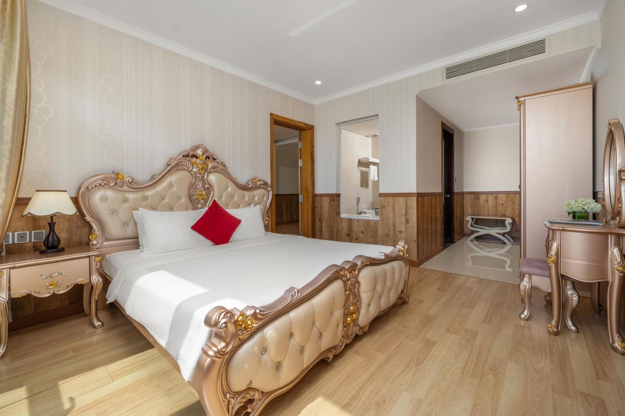 Serene Beach Hotel Danang Exterior foto