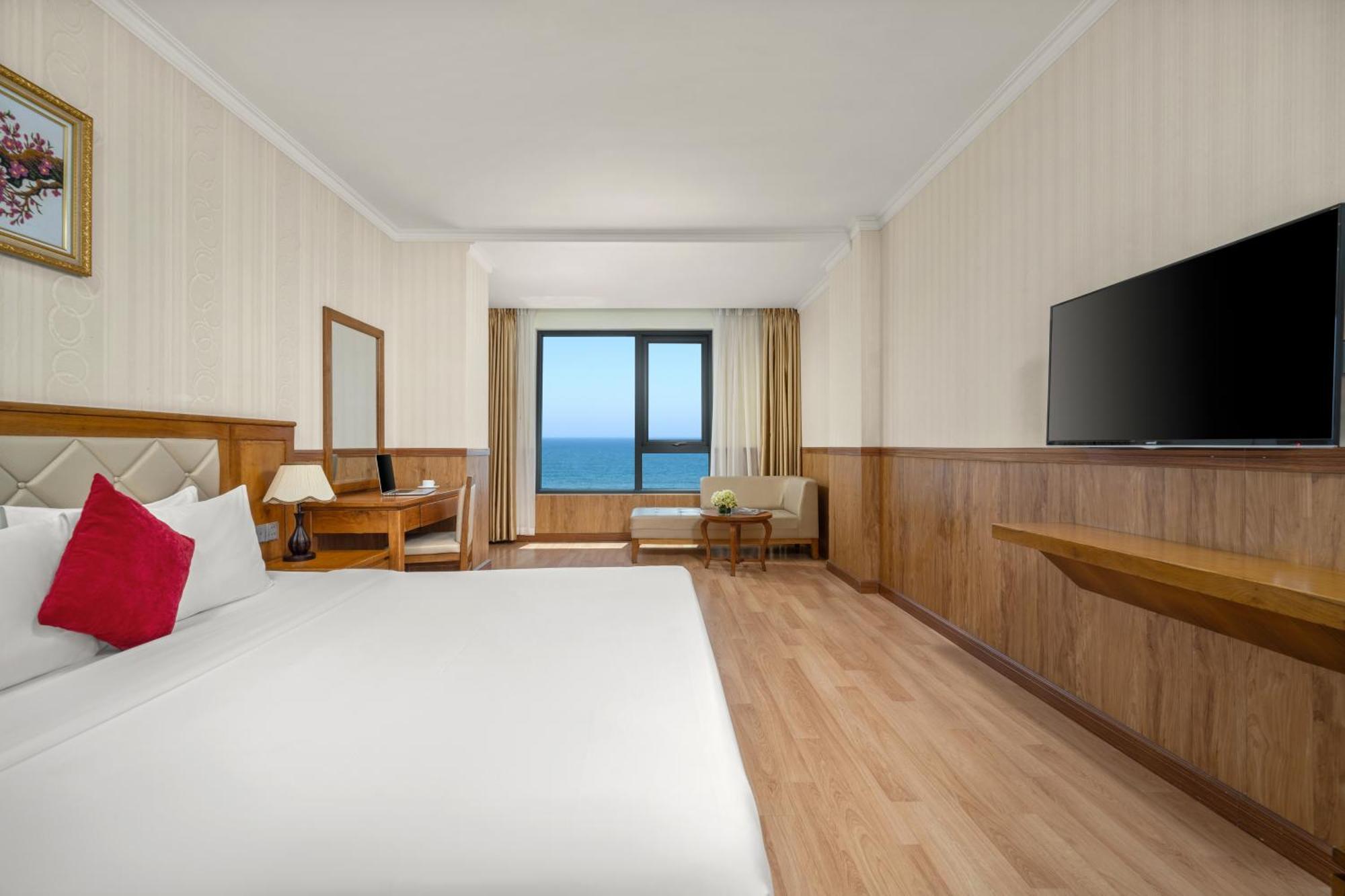 Serene Beach Hotel Danang Exterior foto